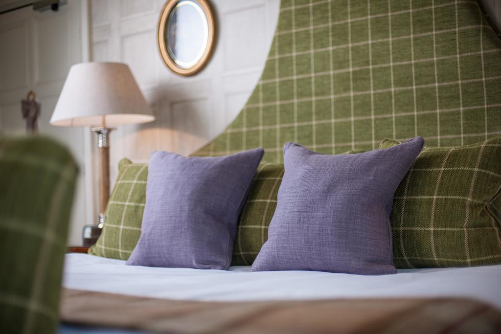 Buckland Manor - A Relais & Chateaux Hotel Бродуей Екстериор снимка