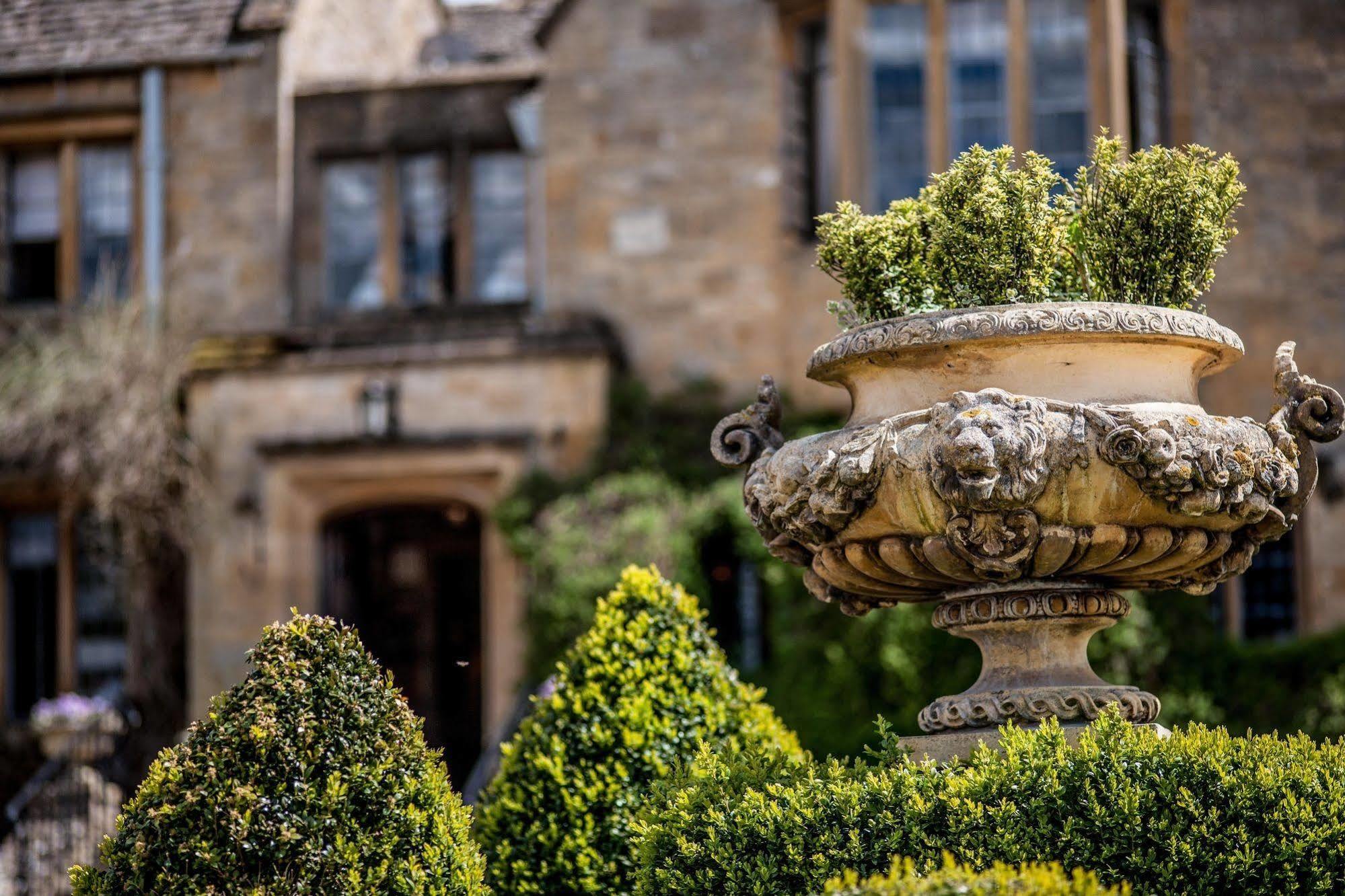 Buckland Manor - A Relais & Chateaux Hotel Бродуей Екстериор снимка