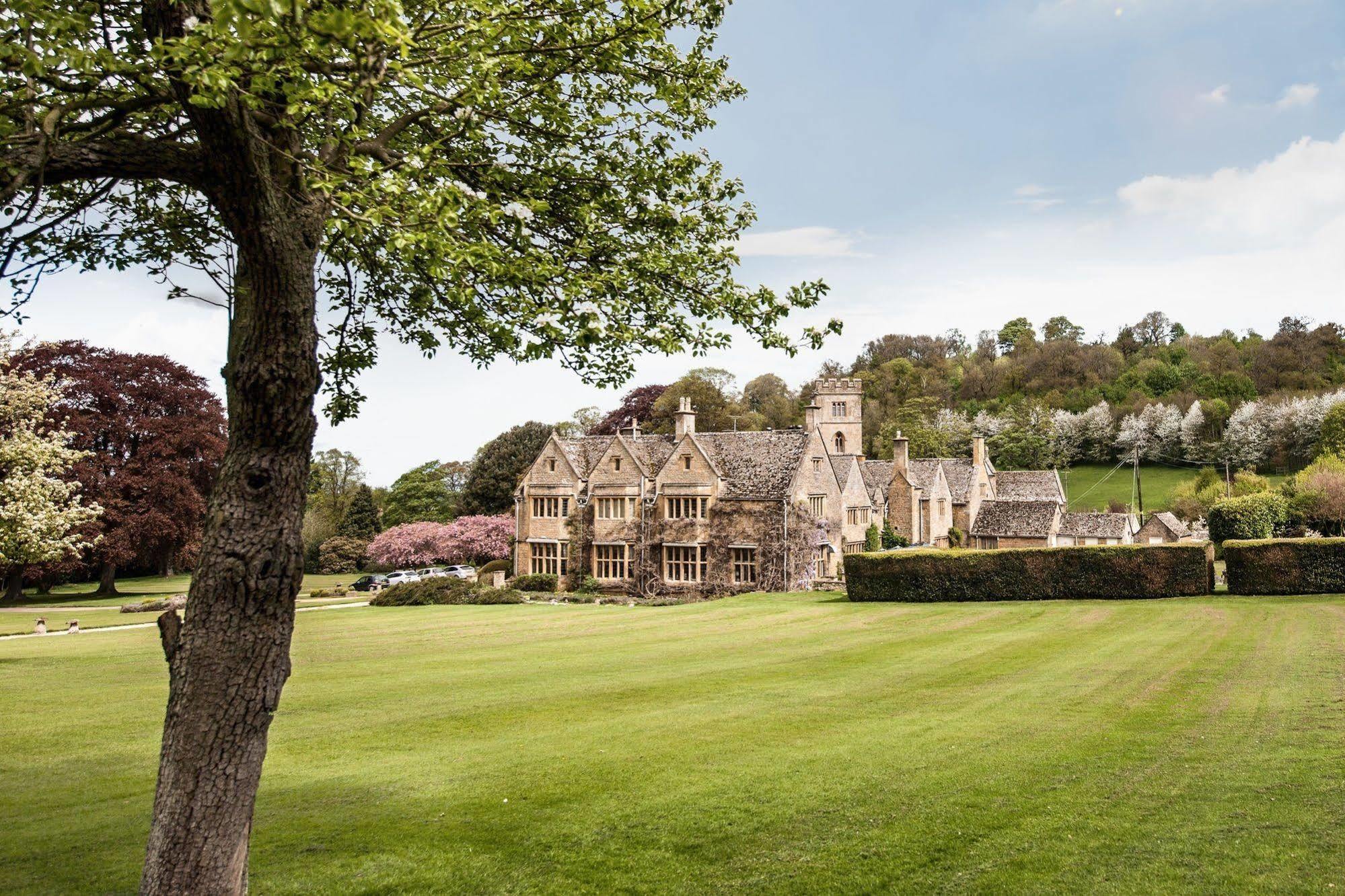 Buckland Manor - A Relais & Chateaux Hotel Бродуей Екстериор снимка
