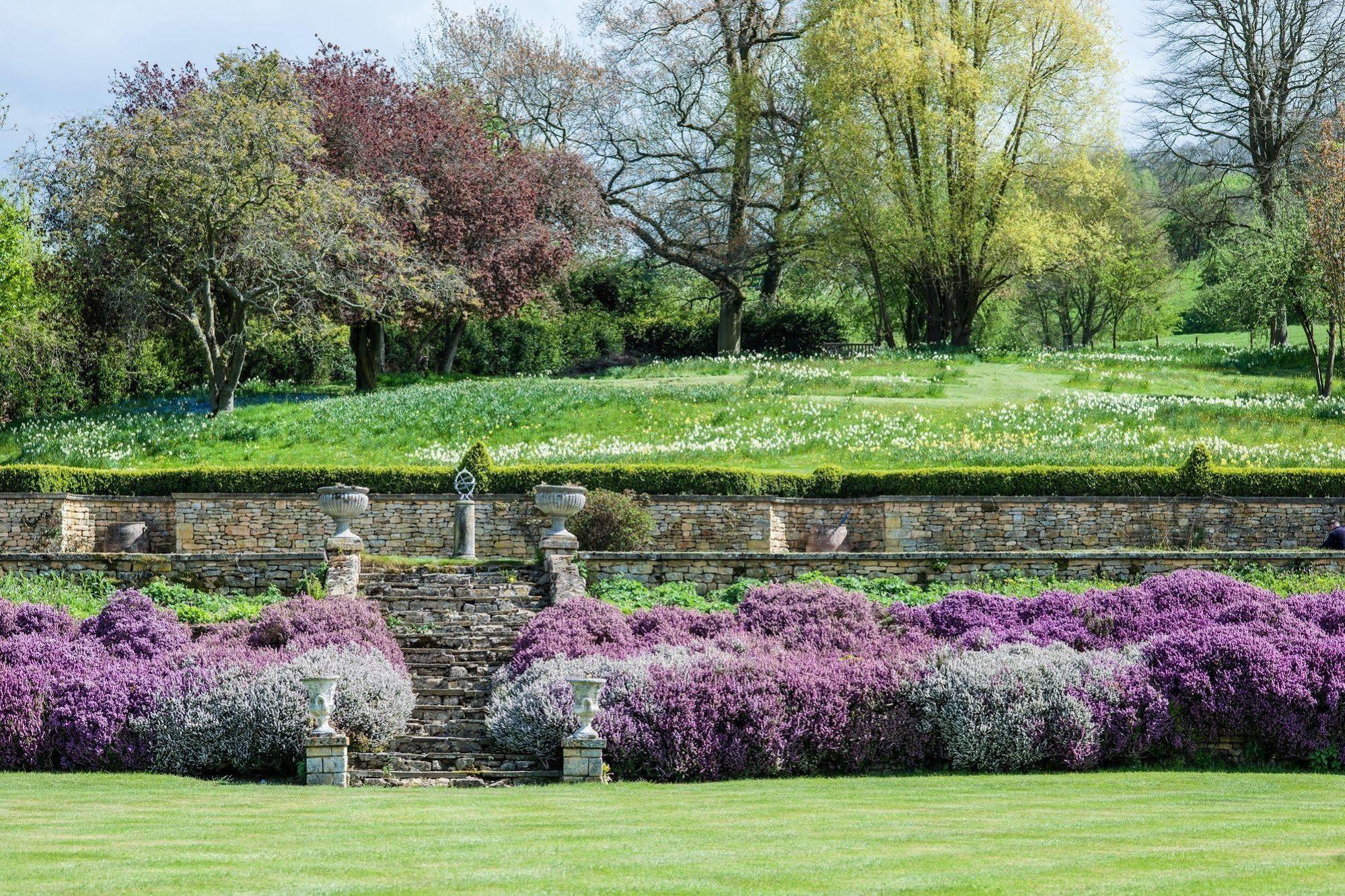 Buckland Manor - A Relais & Chateaux Hotel Бродуей Екстериор снимка