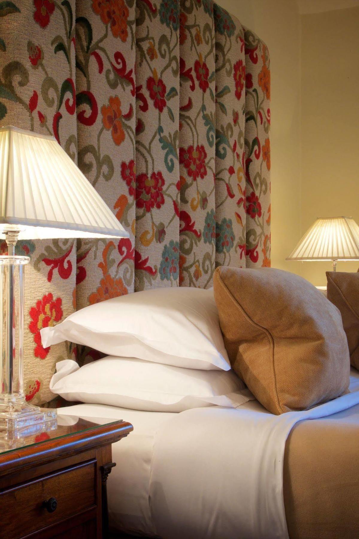 Buckland Manor - A Relais & Chateaux Hotel Бродуей Екстериор снимка