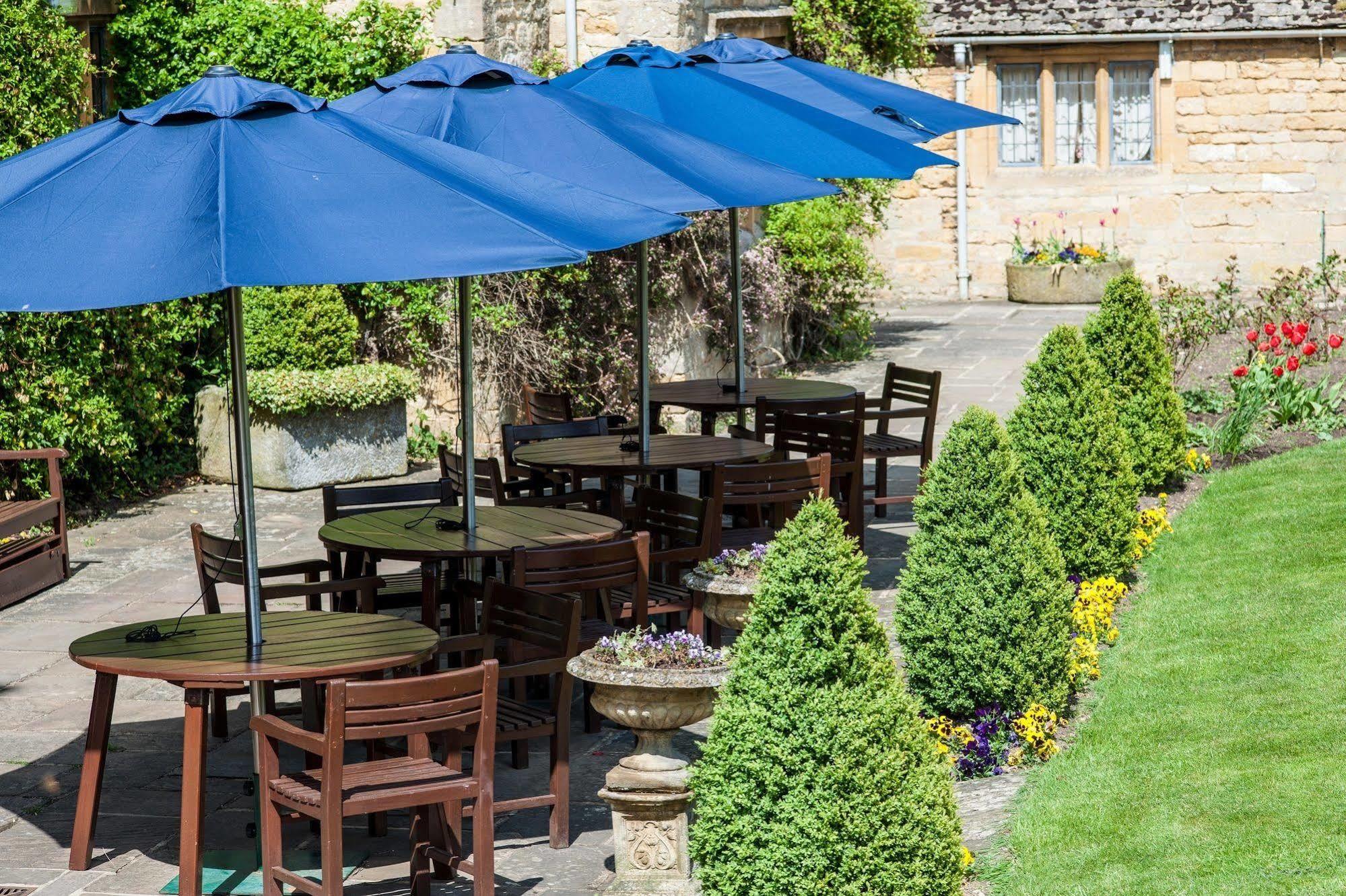 Buckland Manor - A Relais & Chateaux Hotel Бродуей Екстериор снимка